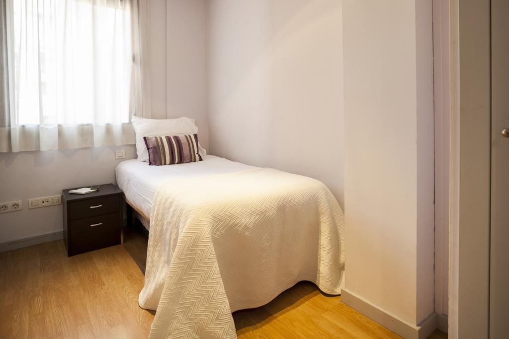 Short Stay Group Camp Nou Serviced Apartments Barcelona Exterior foto